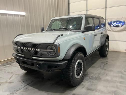 2022 Ford Bronco Badlands
