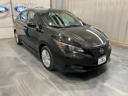 2024 Nissan Leaf S