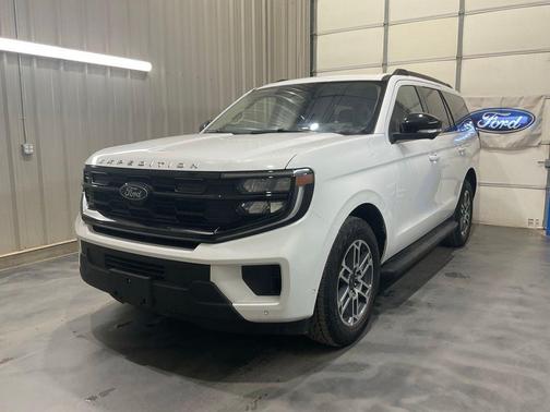 Oxford White 2025 Ford Expedition Active