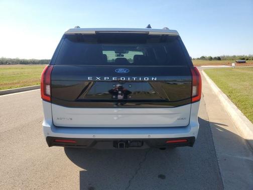 Silver Metallic 2025 Ford Expedition Max Active