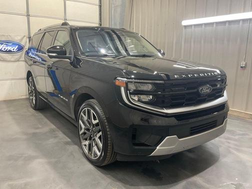Black Metallic 2025 Ford Expedition Platinum