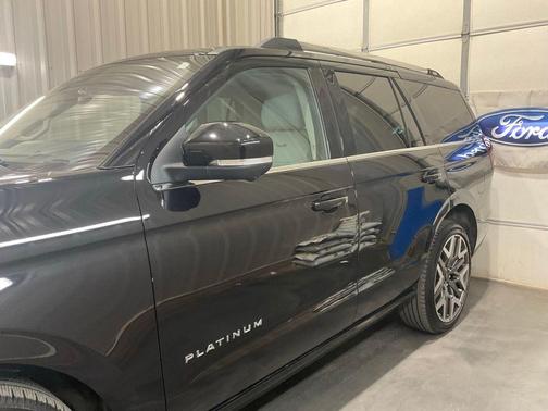 Black Metallic 2025 Ford Expedition Platinum