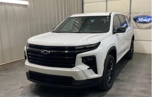 Summit White 2024 Chevrolet Traverse LS