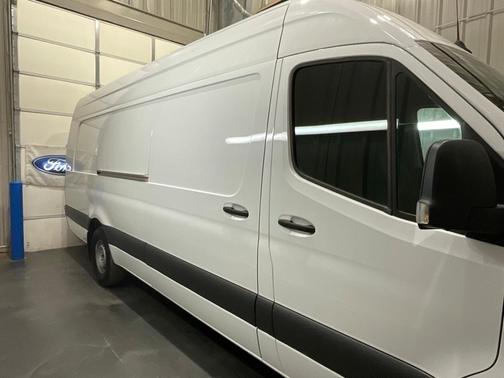 2024 Mercedes-Benz Sprinter 2500 170 WB High Roof Extended Cargo
