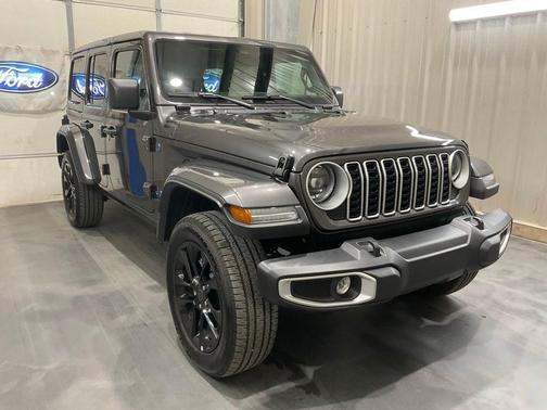 2025 Jeep Wrangler 4xe Sahara