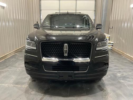 2022 Lincoln Navigator L Reserve