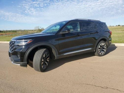 Black Metallic 2025 Ford Explorer Platinum