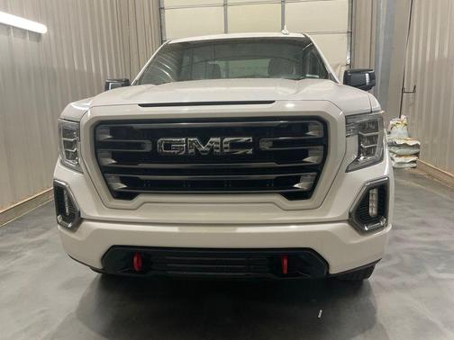 Summit White 2021 GMC Sierra 1500 AT4