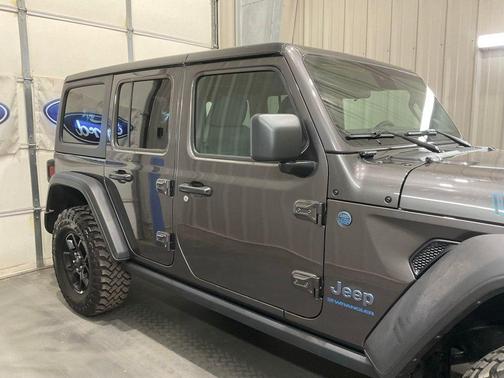2025 Jeep Wrangler 4xe Sport
