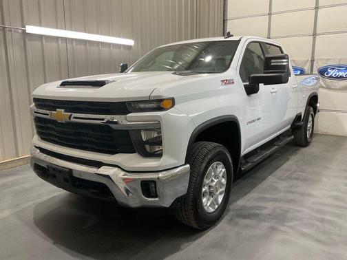2024 Chevrolet Silverado 2500 LT