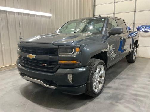 2018 Chevrolet Silverado 1500 2LT