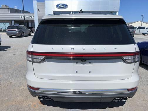 Pearl Metallic 2025 Lincoln Aviator Reserve AWD