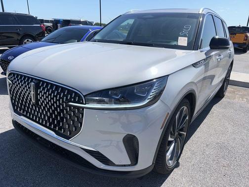 Pearl Metallic 2025 Lincoln Aviator Reserve AWD