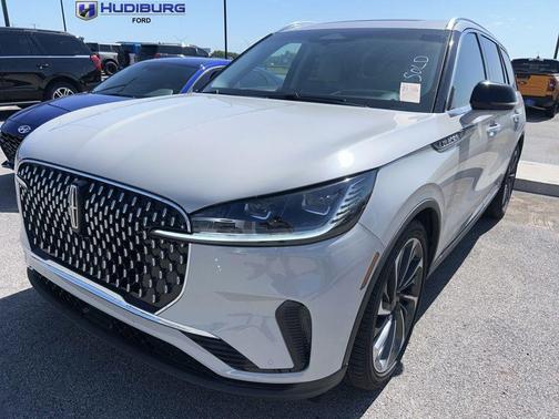 Pearl Metallic 2025 Lincoln Aviator Reserve AWD