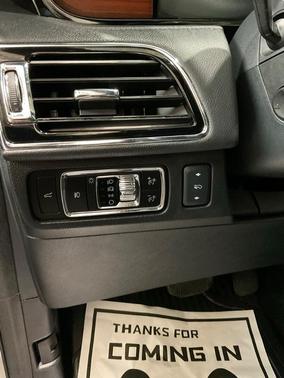 2023 Lincoln Navigator Standard