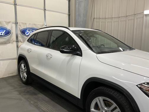 2023 Mercedes-Benz GLA 250 Base 4MATIC
