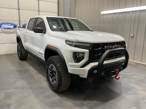 2023 GMC Canyon AT4X