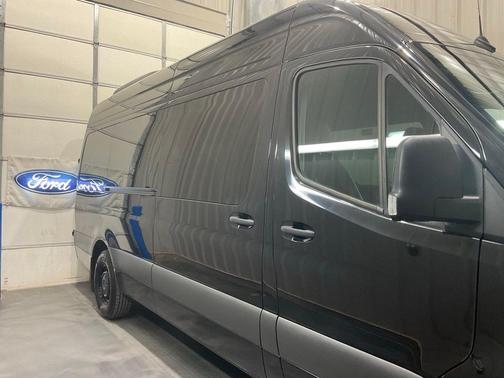 Black 2024 Mercedes-Benz Sprinter 2500 High Roof