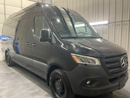 Black 2024 Mercedes-Benz Sprinter 2500 High Roof