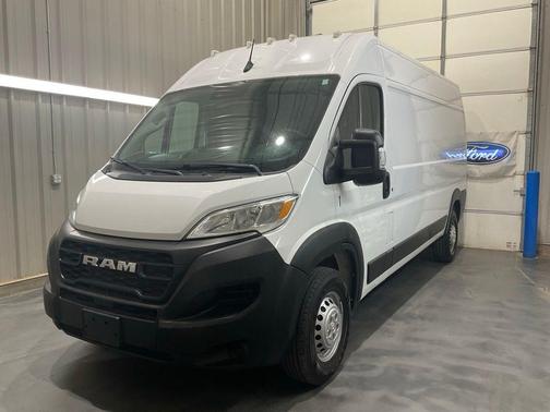 Bright White Clearcoat 2023 RAM ProMaster 2500 High Roof