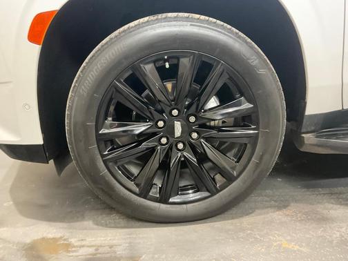 2022 Cadillac Escalade Sport