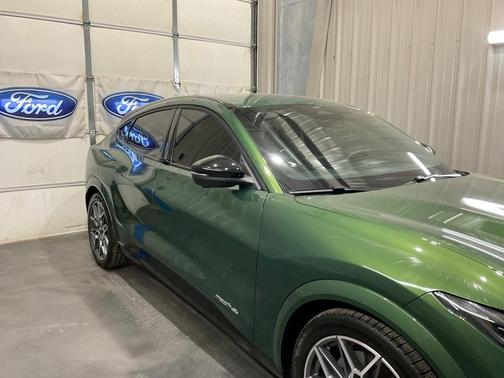 2025 Ford Mustang Mach-E GT