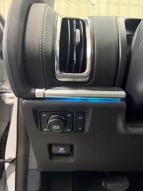 Space Silver 2026 Ford Expedition Max Platinum