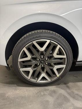 Space Silver 2026 Ford Expedition Max Platinum