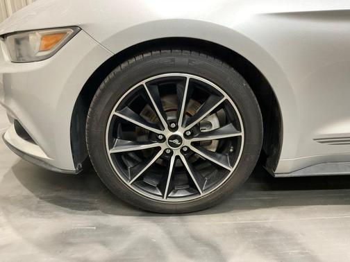 2016 Ford Mustang EcoBoost Premium