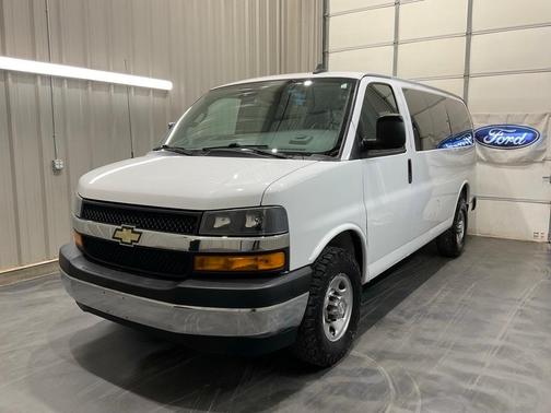 2019 Chevrolet Express 3500 LT