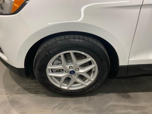 Oxford White 2022 Ford Edge SEL