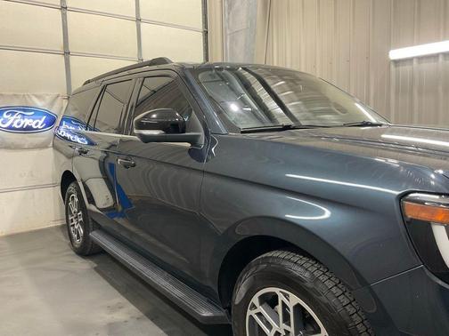 Blue Metallic 2025 Ford Expedition Active