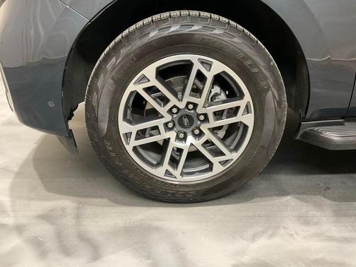 Blue Metallic 2025 Ford Expedition Active