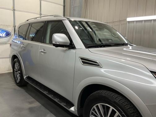 2024 Nissan Armada SL