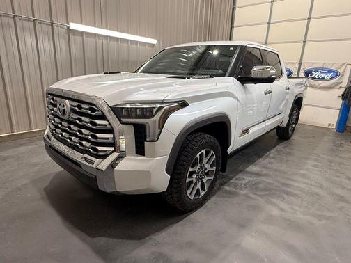 Pearl 2024 Toyota Tundra Hybrid 1794 Edition