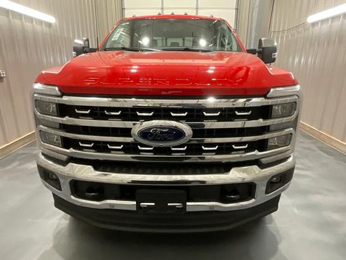 2025 Ford F-350 Lariat Super Duty