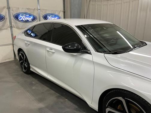 2022 Honda Accord Sport SE
