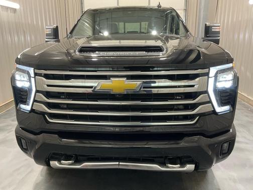 2024 Chevrolet Silverado 2500 High Country