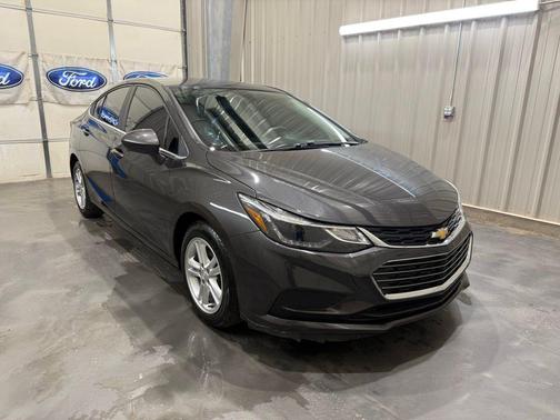 Tungsten Metallic 2017 Chevrolet Cruze LT