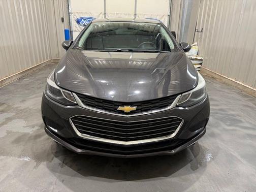 Tungsten Metallic 2017 Chevrolet Cruze LT