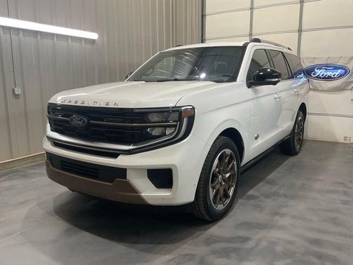 White Metallic 2025 Ford Expedition King Ranch