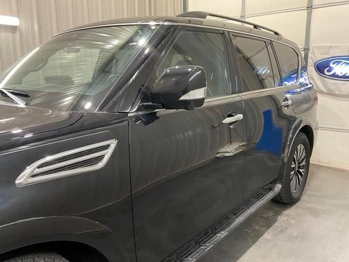 2024 Nissan Armada SL