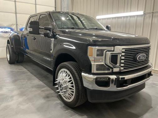 2022 Ford F-350 Lariat DRW