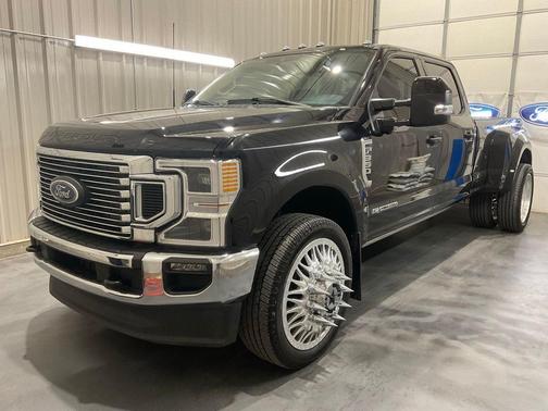 2022 Ford F-350 Lariat DRW