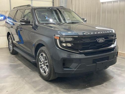 Blue Metallic 2025 Ford Expedition Active