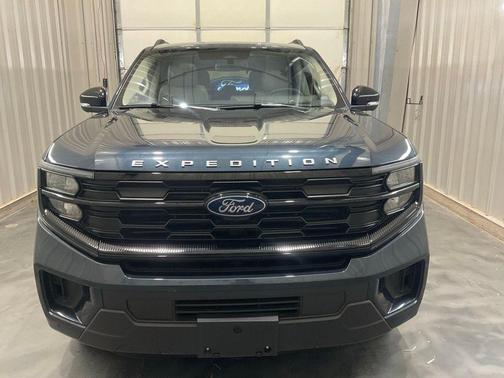 Blue Metallic 2025 Ford Expedition Active