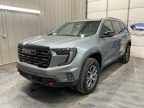 2025 GMC Acadia AT4