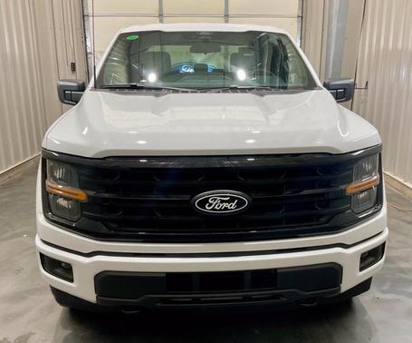 Oxford White 2026 Ford F-150 XLT