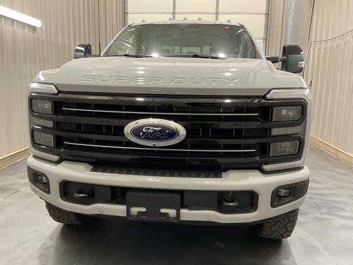 2026 Ford F-250 Platinum
