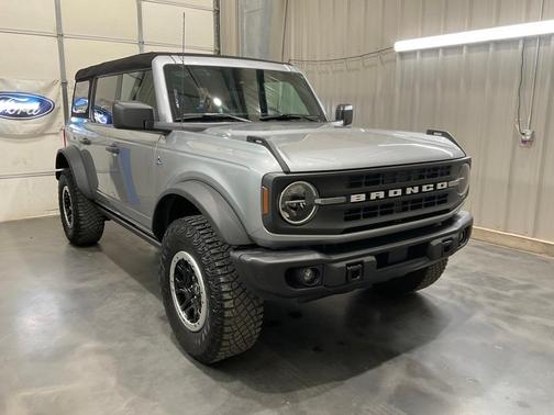2022 Ford Bronco Black Diamond